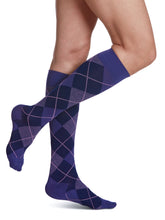 Load image into Gallery viewer, Women's Microfiber Shades Calf 15-20mmHg