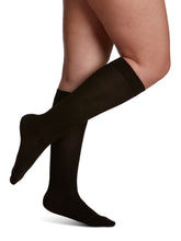 Load image into Gallery viewer, Women's Casual Cotton Calf 15-20mmHg