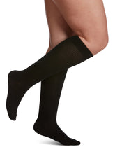 Load image into Gallery viewer, Women's Casual Cotton Calf 15-20mmHg