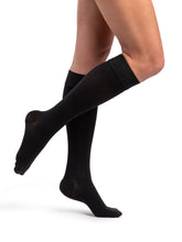 Load image into Gallery viewer, Women's DYNAVEN Calf with Grip-Top 30-40mmHg
