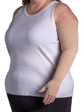 Load image into Gallery viewer, Advance Armsleeve with Gauntlet 20-30mmHg