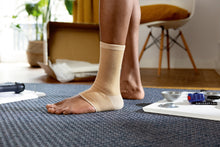 Load image into Gallery viewer, Actimove Arthritis Care Ankle Support
