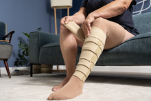 Load image into Gallery viewer, Jobst Farrowwrap Lite Compression Wraps 20-30 Mmhg Legpiece