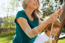 Load image into Gallery viewer, Actimove Everyday Supports Elbow Support Pressure Pads Strap