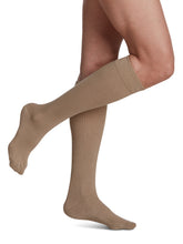 Load image into Gallery viewer, Women's Casual Cotton Calf 15-20mmHg
