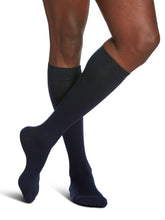 Load image into Gallery viewer, Men's All-Season Merino Wool Calf 15-20mmHg
