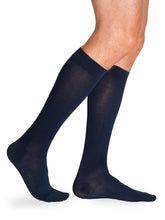 Load image into Gallery viewer, Men's Essential Cotton Calf 30-40mmHg
