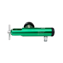 Load image into Gallery viewer, CGA 870 Extended Oxygen Regulator - 0-15 LPM
