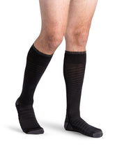 Load image into Gallery viewer, Motion Flow Tech Calf 20-30mmHg
