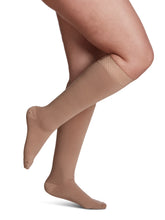 Load image into Gallery viewer, Women's Secure Calf Single 40-50mmHg with Grip-Top
