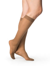 Load image into Gallery viewer, Women's Style Sheer Calf 20-30mmHg
