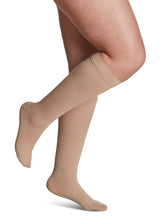 Load image into Gallery viewer, Women's Essential Opaque Calf Single 20-30mmHg
