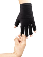 Load image into Gallery viewer, Dorsal Pocket Glove Variable
